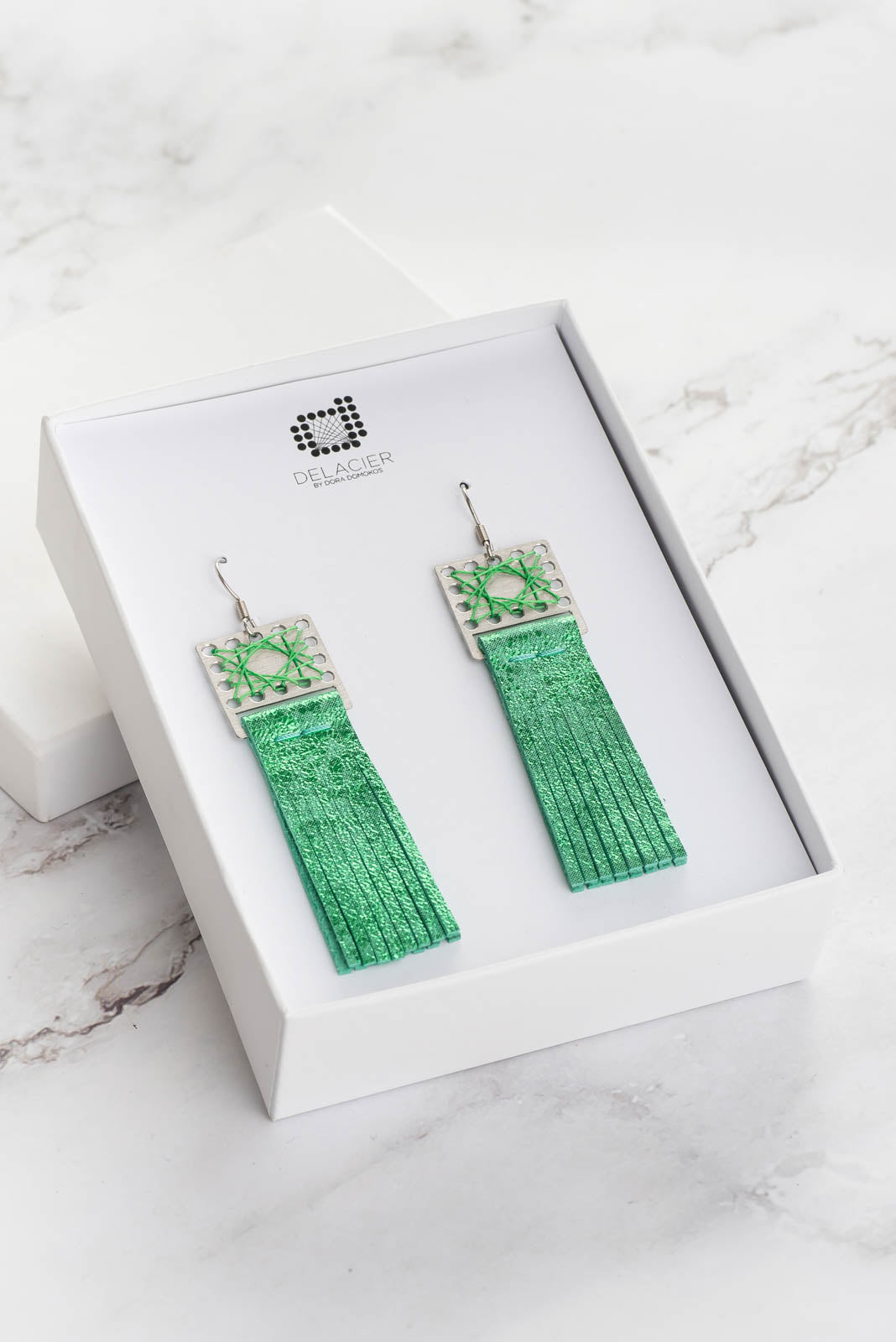 Mini Sidi ▪ csillogó fűzöld ▪ fülbevaló